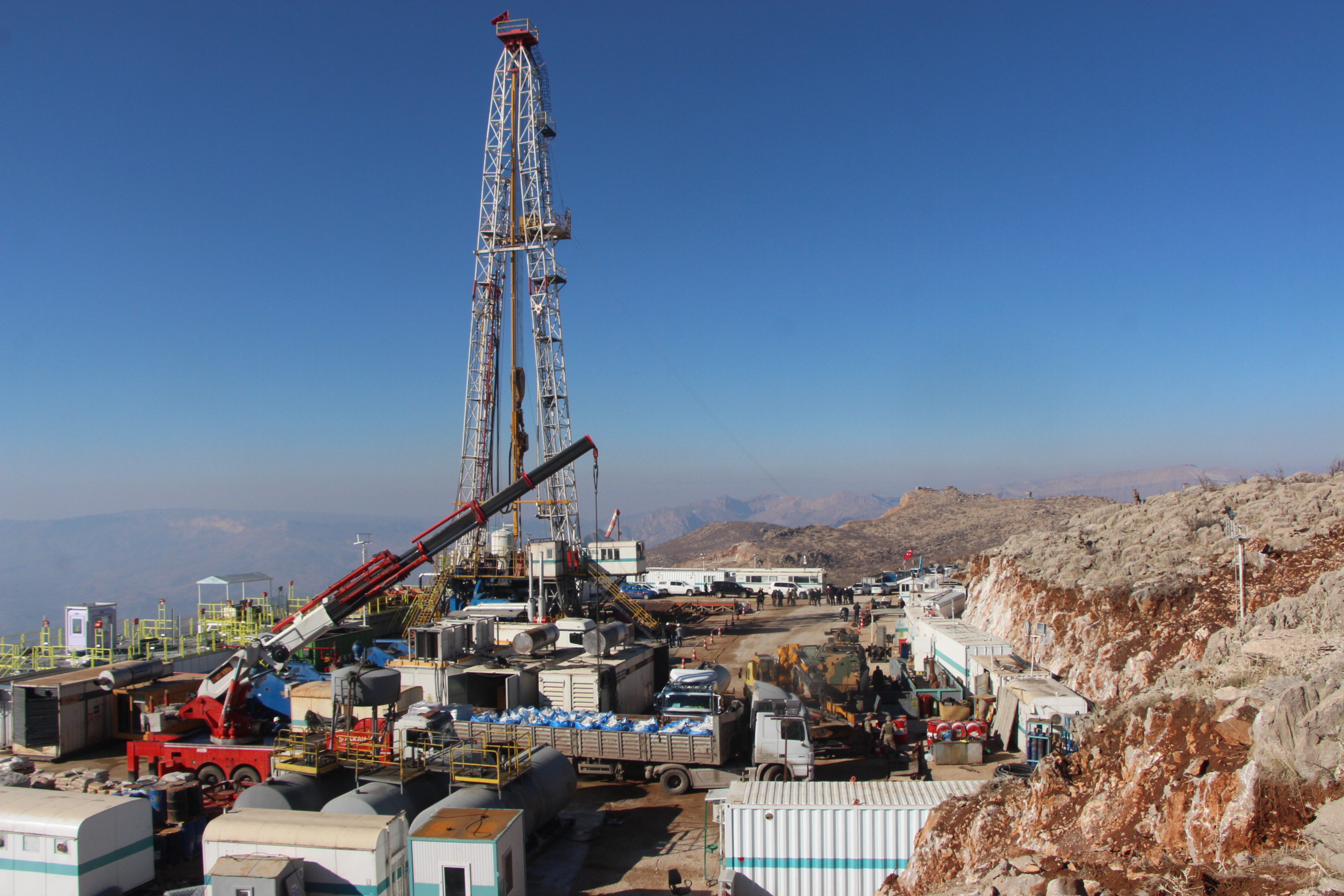 Şırnak'ta Gabar'dan sonra Namaz Dağı'nda da petrol keşfi için sondaj çalışması başlatıldı