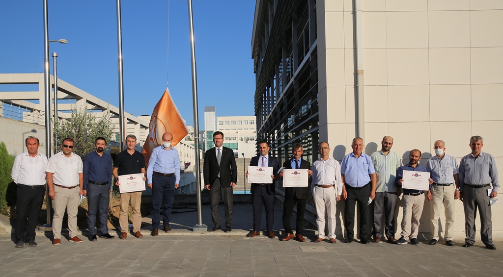 ŞIRNAK ÜNİVERSİTESİNDE TURUNCU BAYRAK ÖDÜL TÖRENİ DÜZENLENDİ