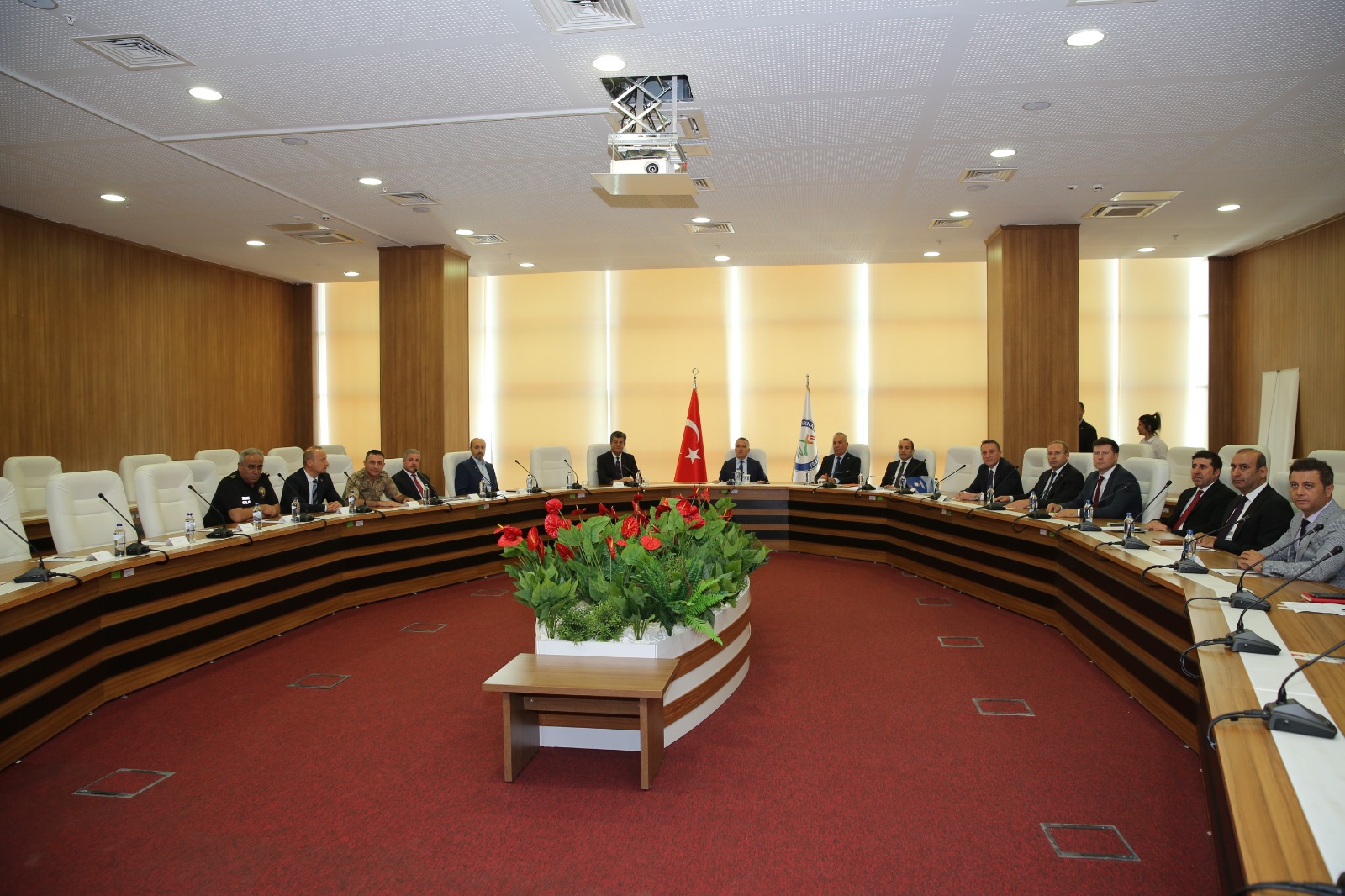 Şırnak Üniversitesinde Güvenlik Toplantısı Düzenlendi