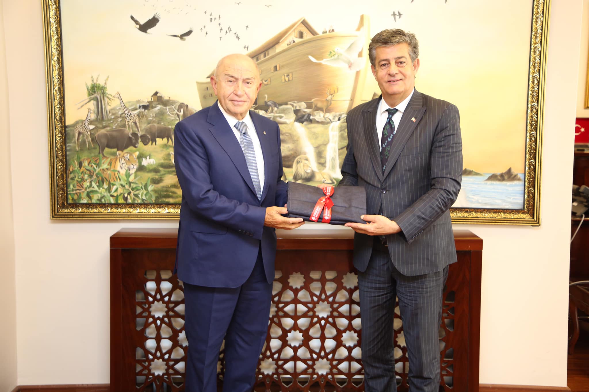 Limak Holding Yönetim Kurulu Başkanı Özdemir, Belediye Başkanı Yarka’yı Ziyaret Etti