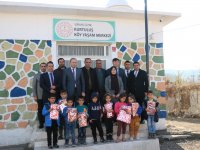 ŞIRNAK MİLLİ EĞİTİM MÜDÜRÜ TETİK, CİZRE'DE KÖY YAŞAM MERKEZİNİ ZİYARET ETTİ
