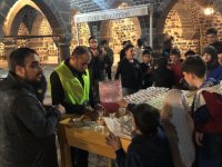 Cizre’de Teravih Namazı Sonrası Camilerde Şerbet İkramı Yapılıyor