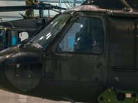 İki askeri helikopterin düşmesi sonucu ölü ve yaralıların olduğu bildirildi