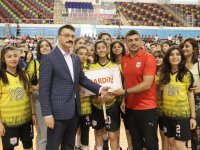 Okul Sporları Basketbol Gençler B Türkiye Birinciliği maçları Şanlıurfa'da başladı