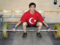 Türkiye ikincisi halterci Harun Algül gözünü Avrupa şampiyonluğuna dikti: