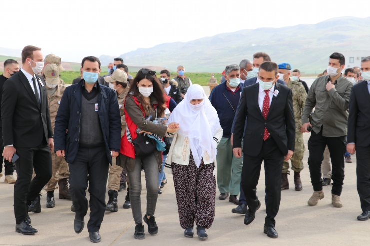 Siirt'te terör örgütü PKK'ya yönelik operasyonda şehit olan asker için tören düzenlendi