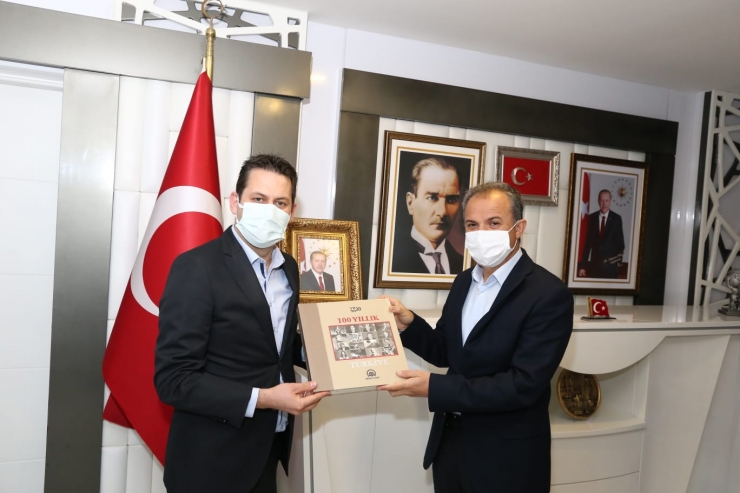 Adıyaman Valisi Çuhadar, AA Gaziantep Bölge Müdürü Bağrık'ı kabul etti