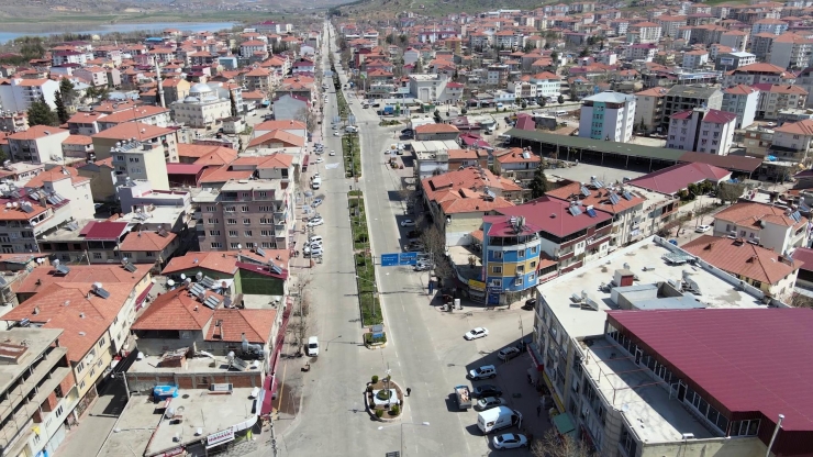 Adıyaman'da kısıtlamada cadde ve sokaklar boş kaldı