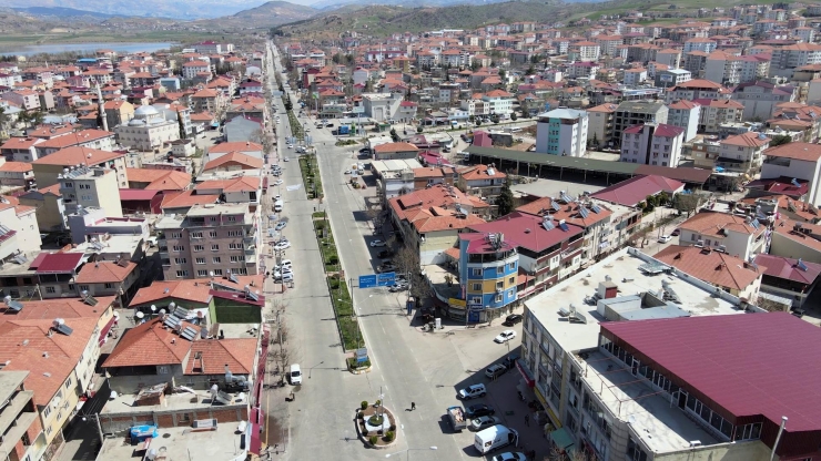 Adıyaman'da kısıtlamada cadde ve sokaklar boş kaldı