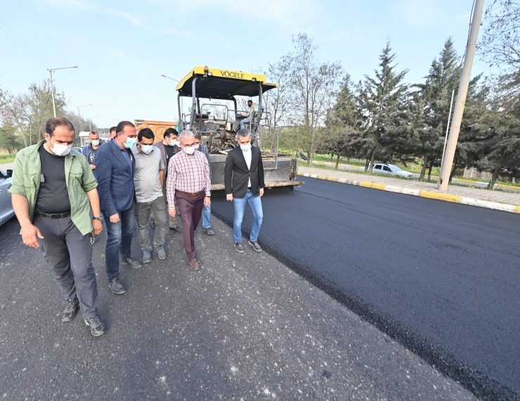 Diyarbakır Valisi Karaloğlu, asfalt çalışmalarını denetledi