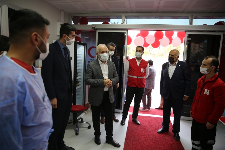 Türk Kızılay Genel Başkanı Kerem Kınık, Mardin'de kan bağış merkezinin açılışını yaptı: