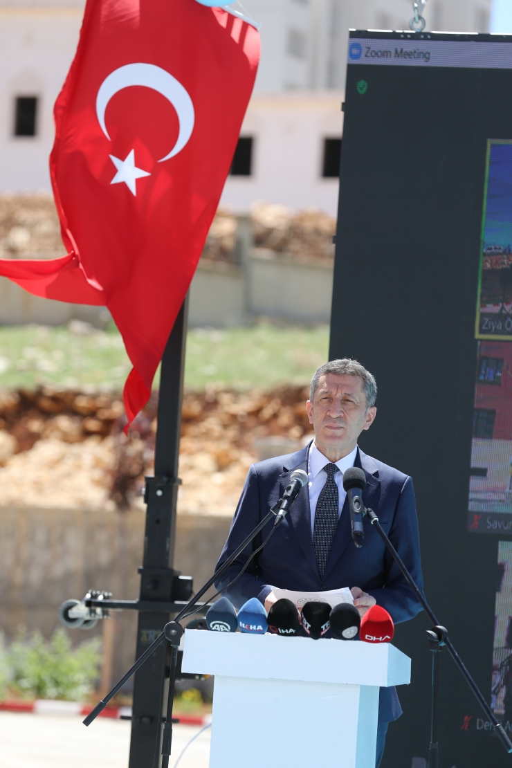 Milli Eğitim Bakanı Selçuk Mardin'de yapımı tamamlanan eğitim tesislerinin açılışını gerçekleştirdi: