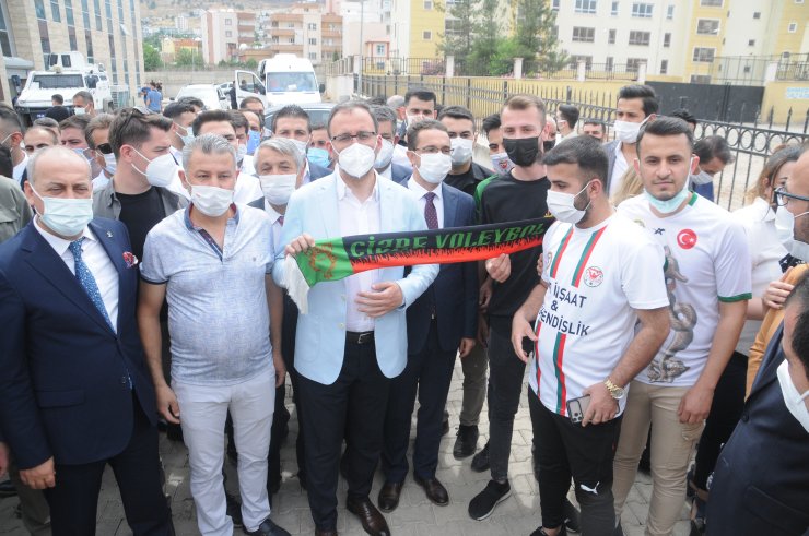Gençlik ve Spor Bakanı Kasapoğlu, Cizre Gençlik Merkezi'nin açılışını gerçekleştirdi: