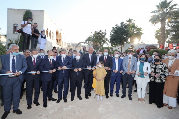 Bakanlar Ersoy ve Varank, Şanlıurfa'da Gastronomi Merkezi'nin açılışına katıldı