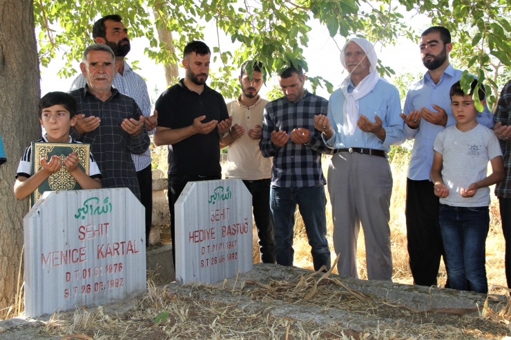 Şırnak'ta PKK'lı teröristlerin katlettiği 4 kişi mezarları başında anıldı