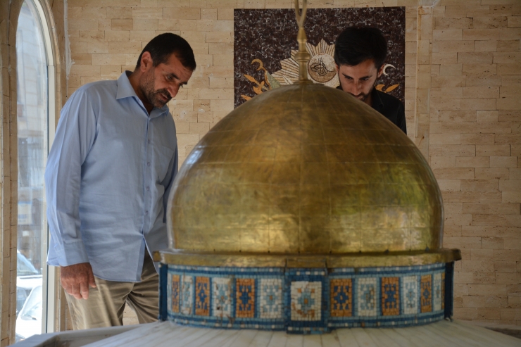 Mescid-i Aksa maketinin yer aldığı "Minia Kudüs" tırı Şanlıurfa'da