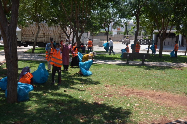 Şanlıurfa'da yaz kuran kursu öğrencilerinden çevre temizliği