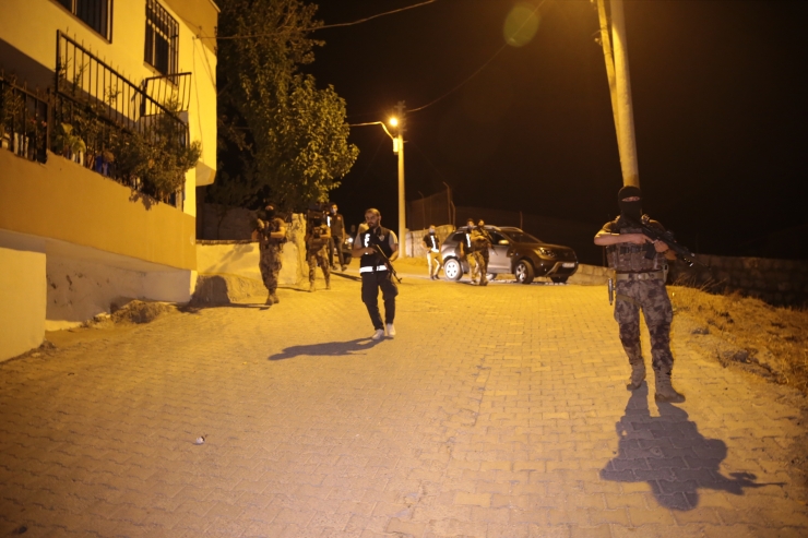 Şanlıurfa'da polis ekipleri mağaralar bölgesinde denetim yaptı