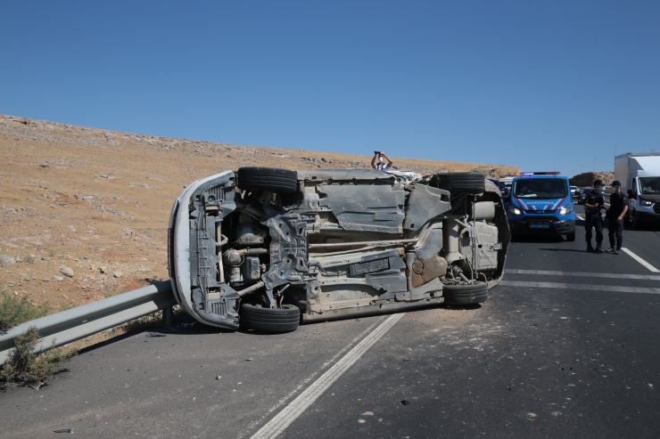 Şanlıurfa'da zincirleme trafik kazasında 8 kişi yaralandı