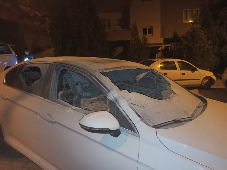 MHP Kozluk İlçe Başkanı Cengiz Çetin'in otomobili kundaklandı