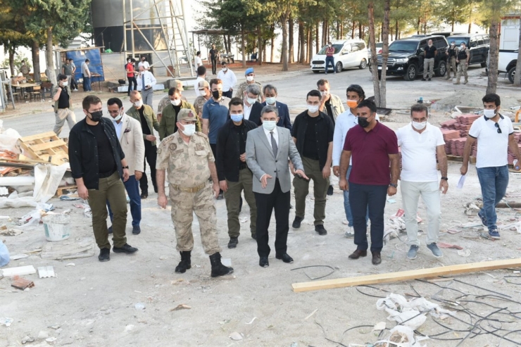 Batman Valisi Şahin, Garzan Jandarma Karakolu inşaatında incelemelerde bulundu