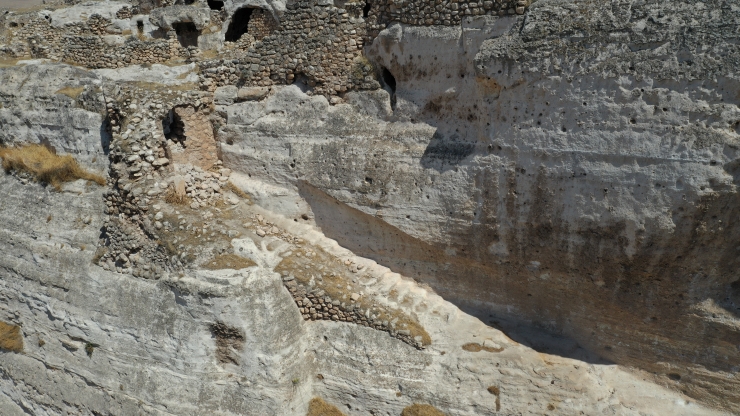 Hasankeyf Kalesi'ndeki arkeolojik kazı tarihe ışık tutacak