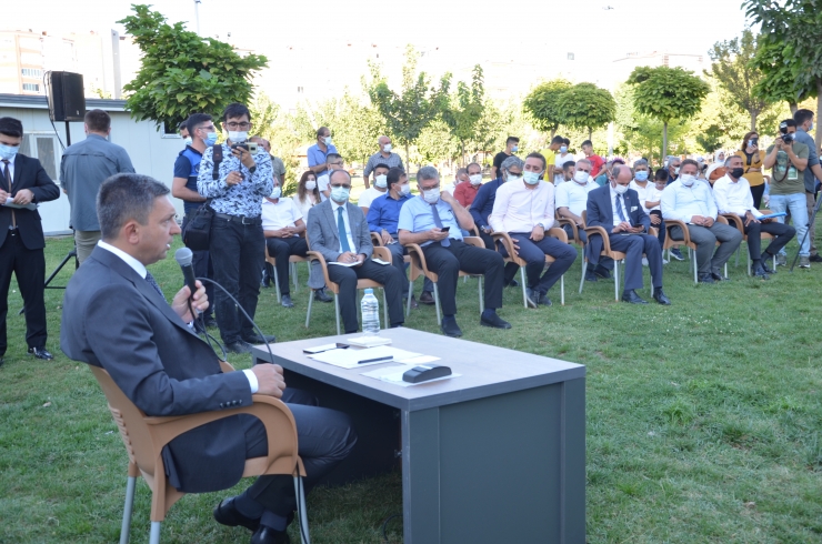 Batman Valisi Hulusi Şahin, vatandaşlarla buluştu
