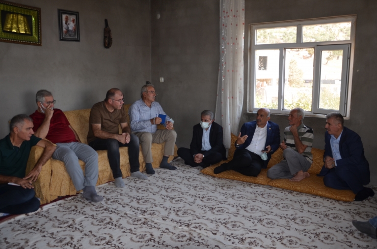 AK Parti Batman Milletvekili Özdemir, Gercüş ilçesindeki köylerde temaslarda bulundu