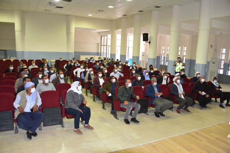 Şanlıurfa'da öğrenci servisi sürücülerine seminer verildi