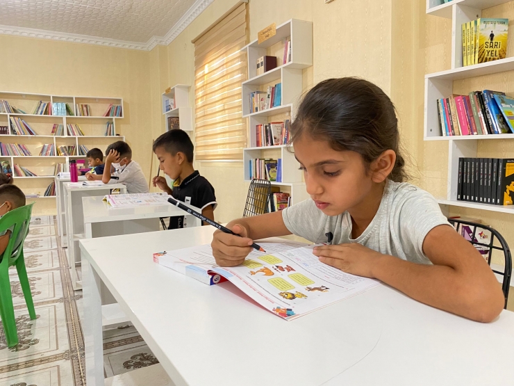 Şırnak'ta taziye evinin bir bölümü hayırseverlerce kütüphaneye dönüştürüldü