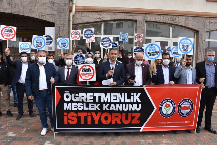 Eğitim Bir-Sen'den Öğretmenlik Meslek Kanunu talebi