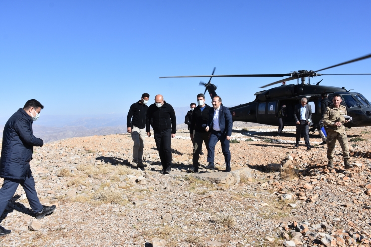 Şırnak Valisi Pehlivan, terörden temizlenen Cudi Dağı'nın Sefine bölgesini inceledi: