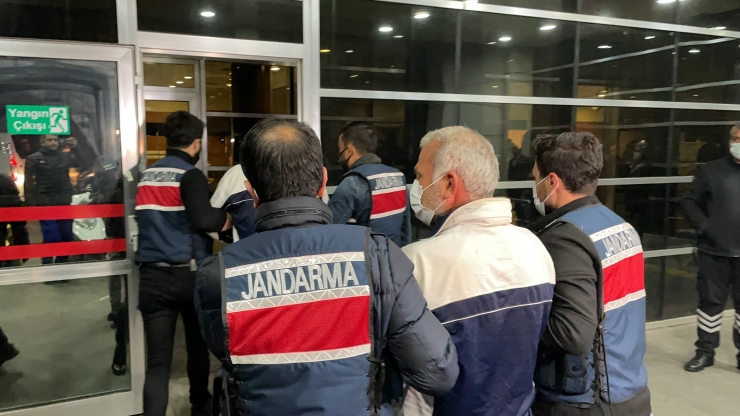 Yunanistan'a kaçarken yakalanan iş adamı tutuklandı