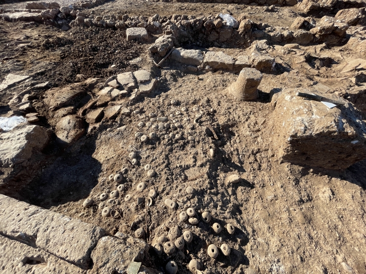 Perre Antik Kenti'ndeki kazılarda 1600 yıllık dokuma atölyesi bulundu