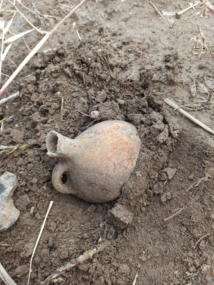 Adıyaman'da baraj suyunun çekilmesiyle 4 bin yıllık höyük ortaya çıktı