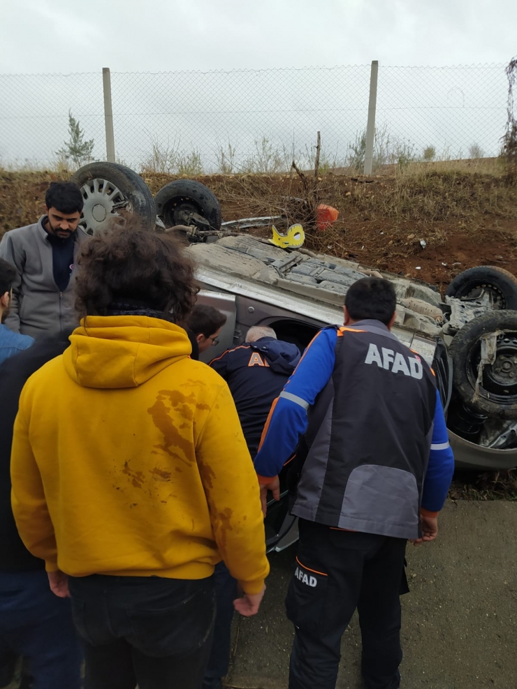 Adıyaman'da devrilen otomobildeki 1 kişi öldü