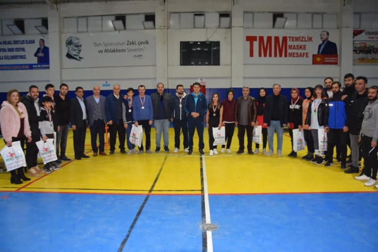 Viranşehir'de masa tenisi turnuvası düzenlendi