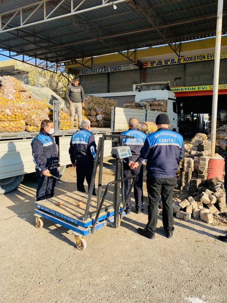 Şanlıurfa'da 20 ton çürümüş patates imha edildi