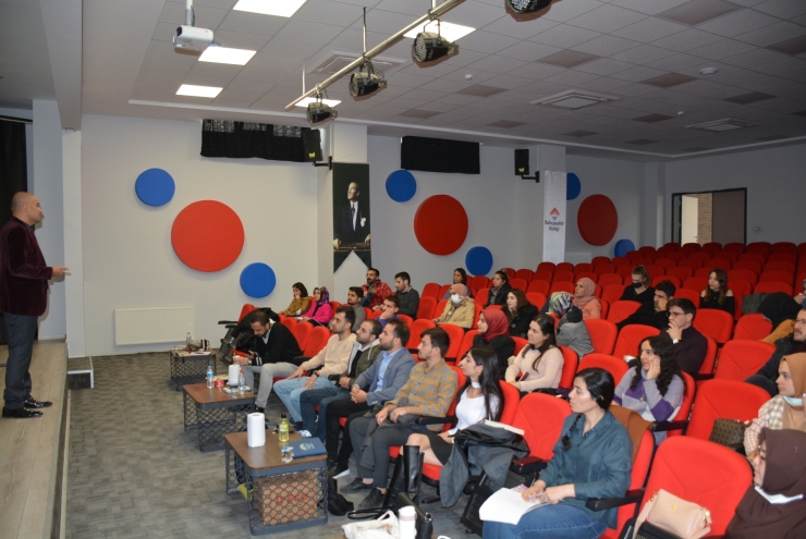 Silopi'de psikolojik danışmanlara yönelik seminer düzenlendi