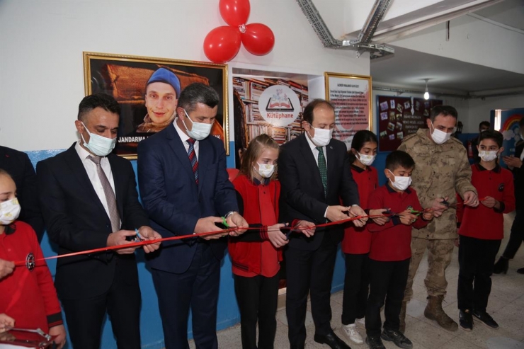 Şırnak'ta Gazi Uzman Çavuş Hüseyin Çakmak adına kütüphane açıldı