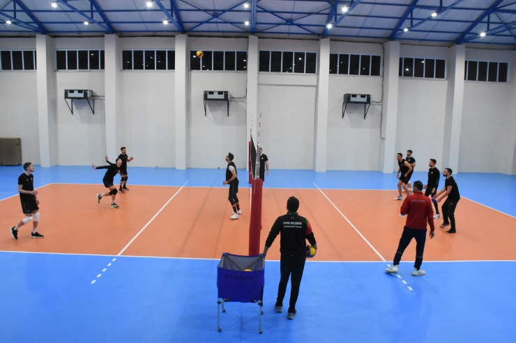Cizre Belediyespor, Halkbank maçı hazırlıklarını sürdürüyor