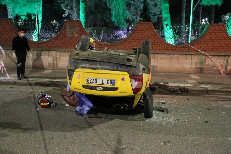 Şanlıurfa'daki trafik kazasında 1 kişi öldü, 6 kişi yaralandı