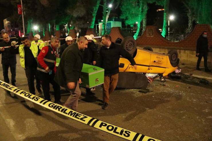 Şanlıurfa'daki trafik kazasında 1 kişi öldü, 6 kişi yaralandı