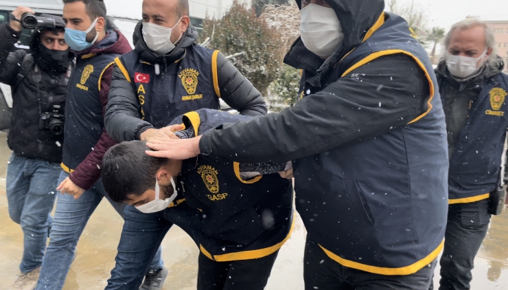 Adıyaman'da eşini bıçaklayarak öldüren koca tutuklandı