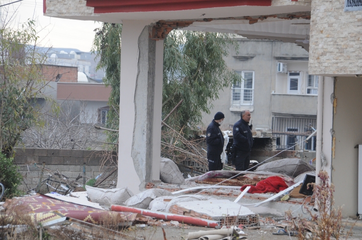 Cizre'de mutfak tüpünün patlaması sonucu 3 kişi yaralandı