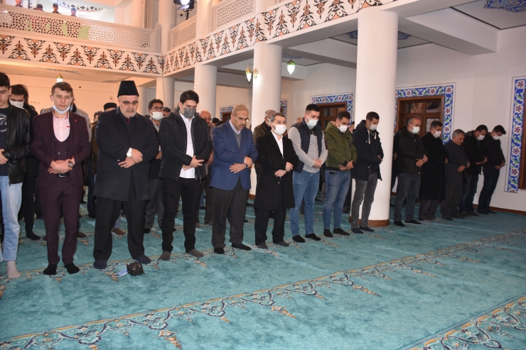 Diyanet İşleri Başkanı Erbaş, Şırnak'ta Regaip Kandili Özel Programı'na katıldı: