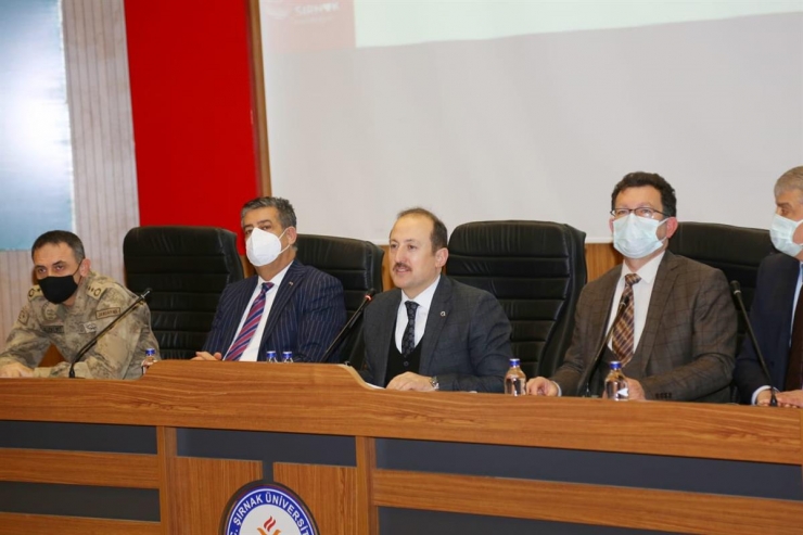Şırnak'ta okul güvenliği ve eğitim değerlendirme toplantısı yapıldı