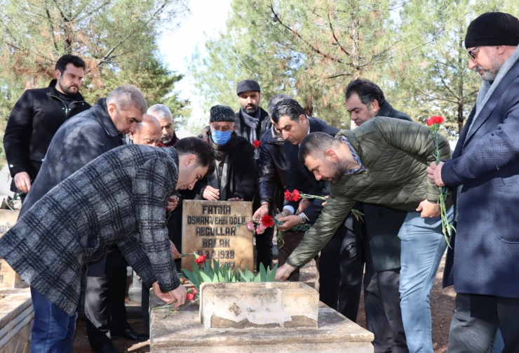 Şanlıurfalı bestekar Abdullah Balak mezarı başında anıldı