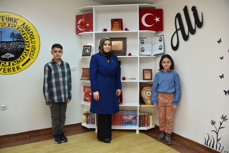 Şanlıurfa'da şehit polis memuru Ali Öztürk adına kütüphane açıldı
