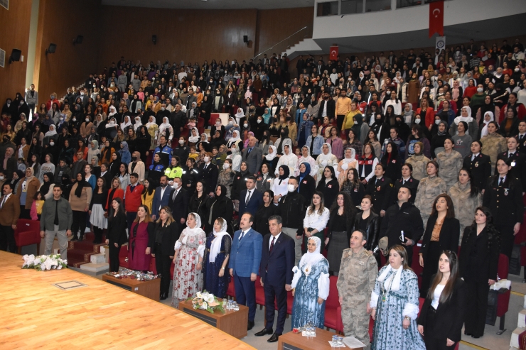 Şırnak'ta 8 Mart Dünya Kadınlar Günü etkinlikle kutlandı